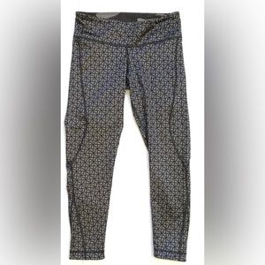 Vineyard Vines Women's Reversible Multicolor Camouflage‎ Leggings Medium